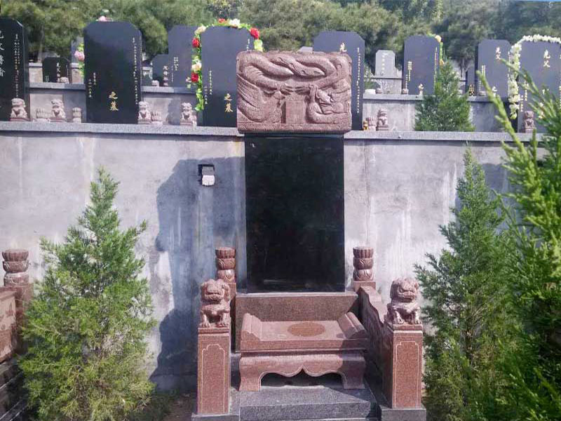 和谐园龙狮碑